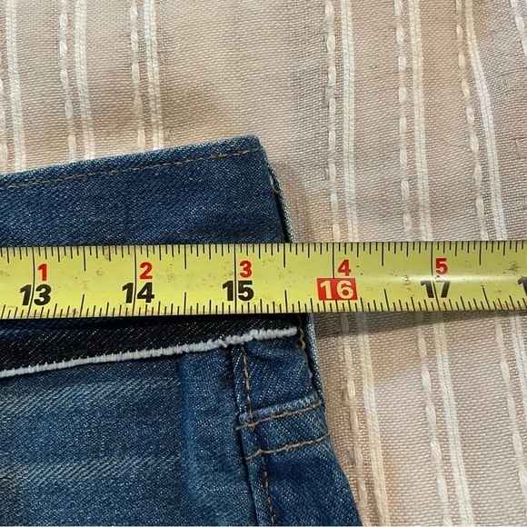 Madewell Retro Crop Bootcut Jeans: Knee Rip Edition 27 - Picture 10 of 12